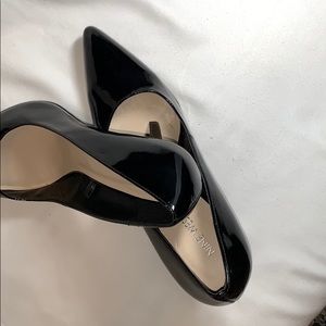 Black patent heels size 10